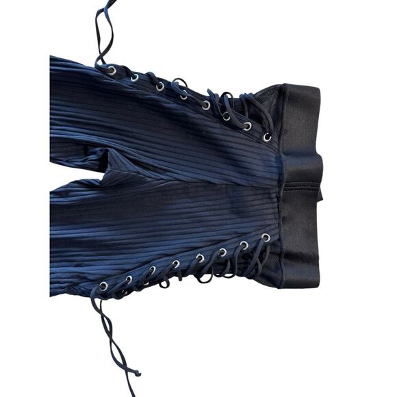 REVOLVE‎ Blue Life Fit - Tied Up Garter Leggings in Jet Black - size XS - Picture 2 of 11